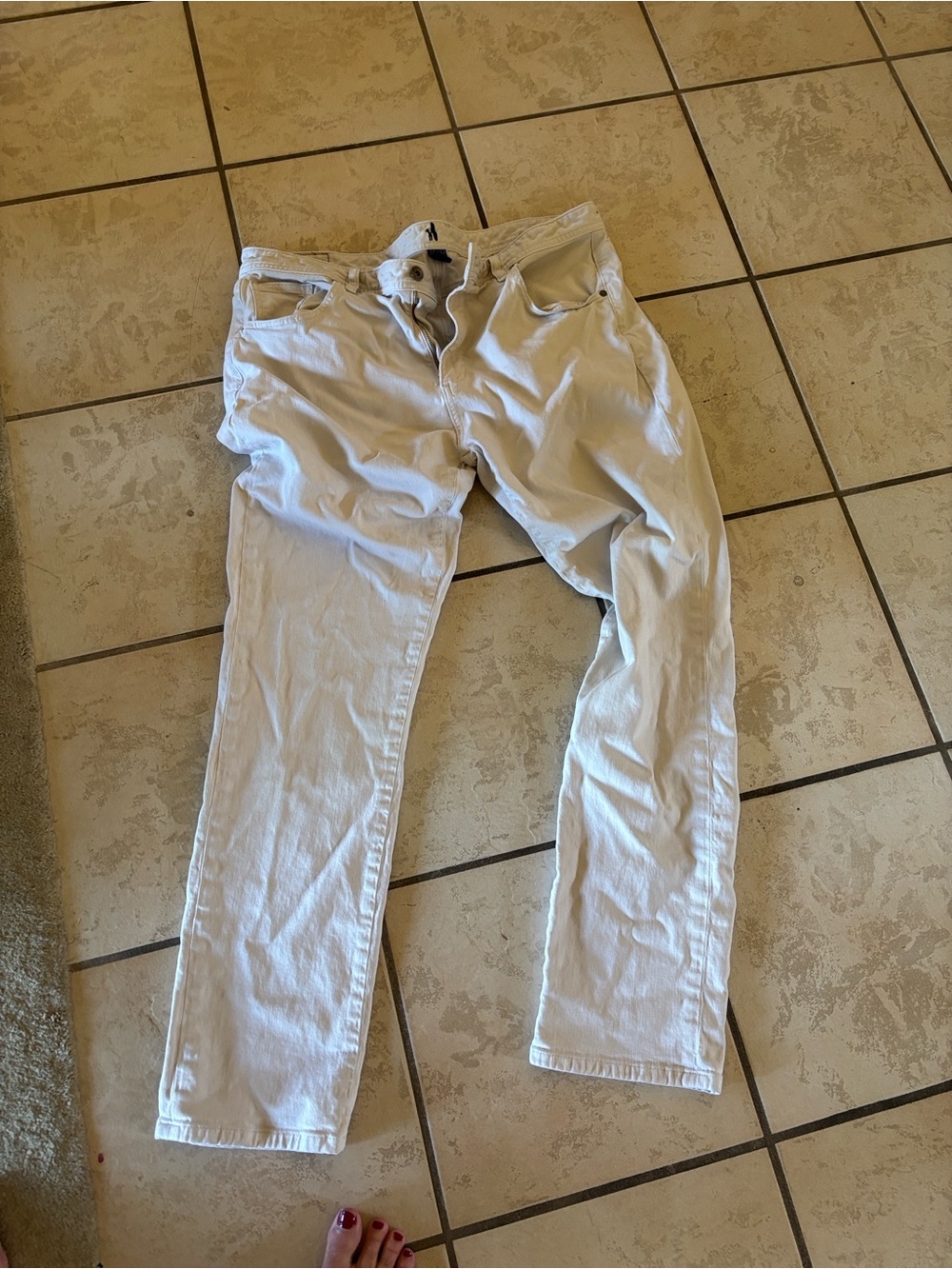 Johnnie-O Men's Light Cream Slim Jeans with stash pocket